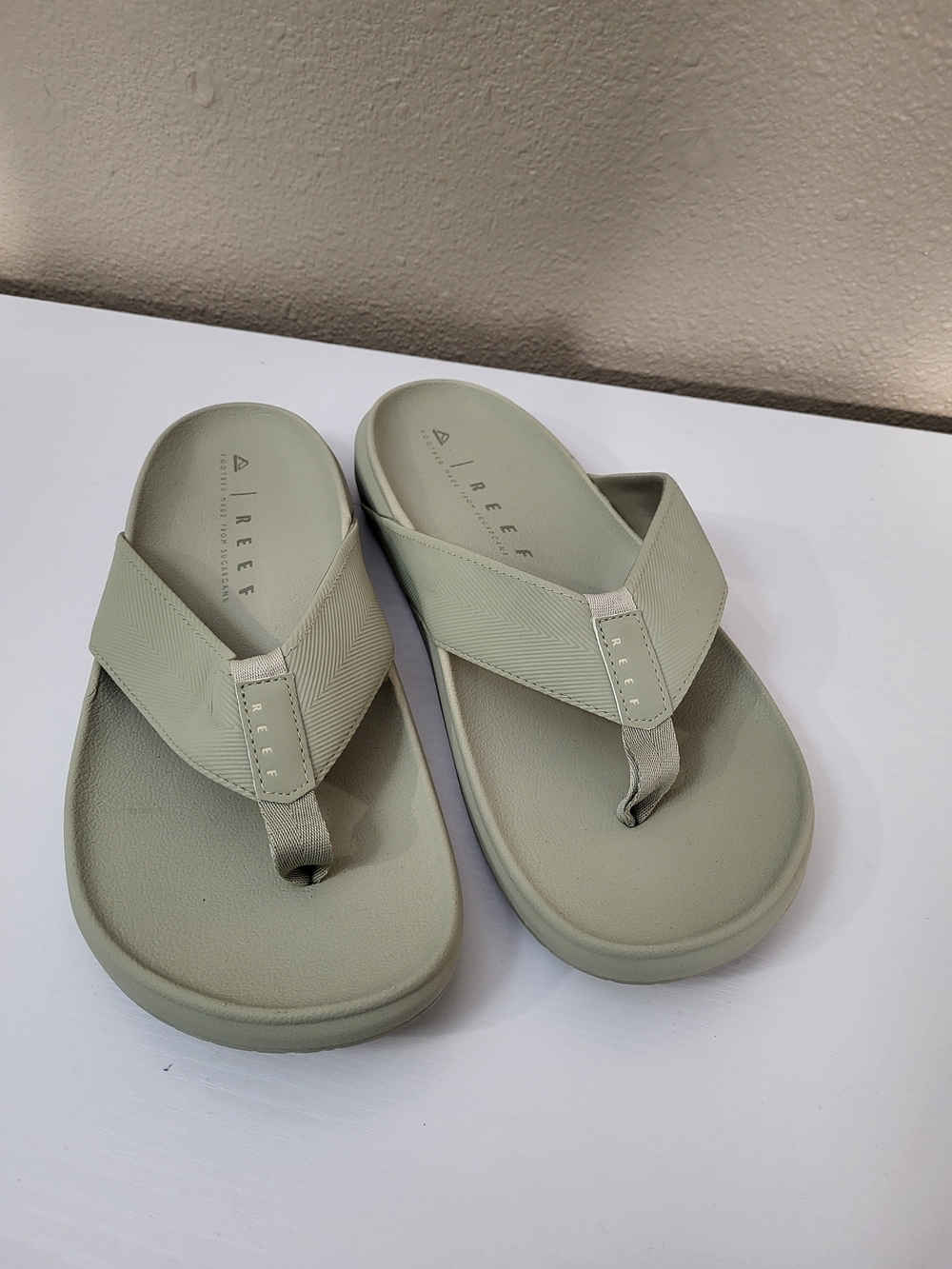 Reef Sierra Flip Flop Thong Sandal Platform Men's Size 12 Sea Foam Green Unisex